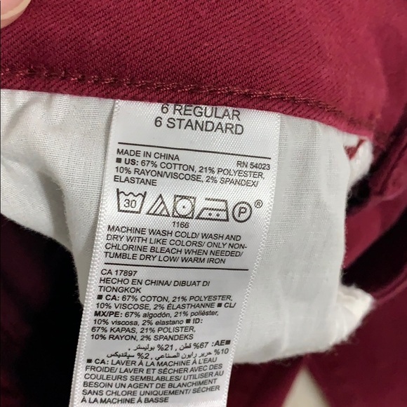 ✨Old Navy red skinny pants! - Picture 3 of 5